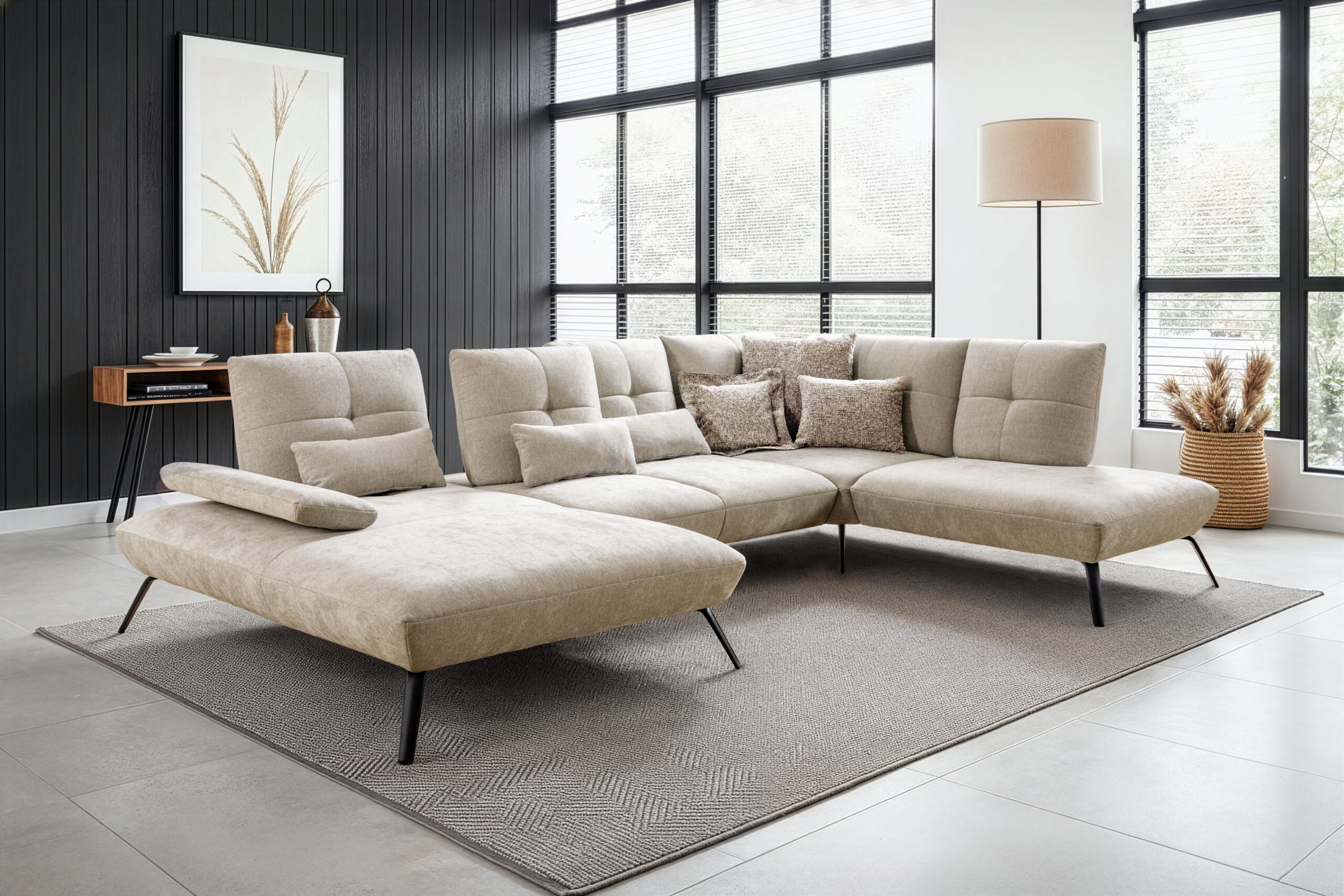 Dover Plus_Typ 5355_A_FKT_Flora clean sahara SG 12_Fuß Metall schwarz matt (3)