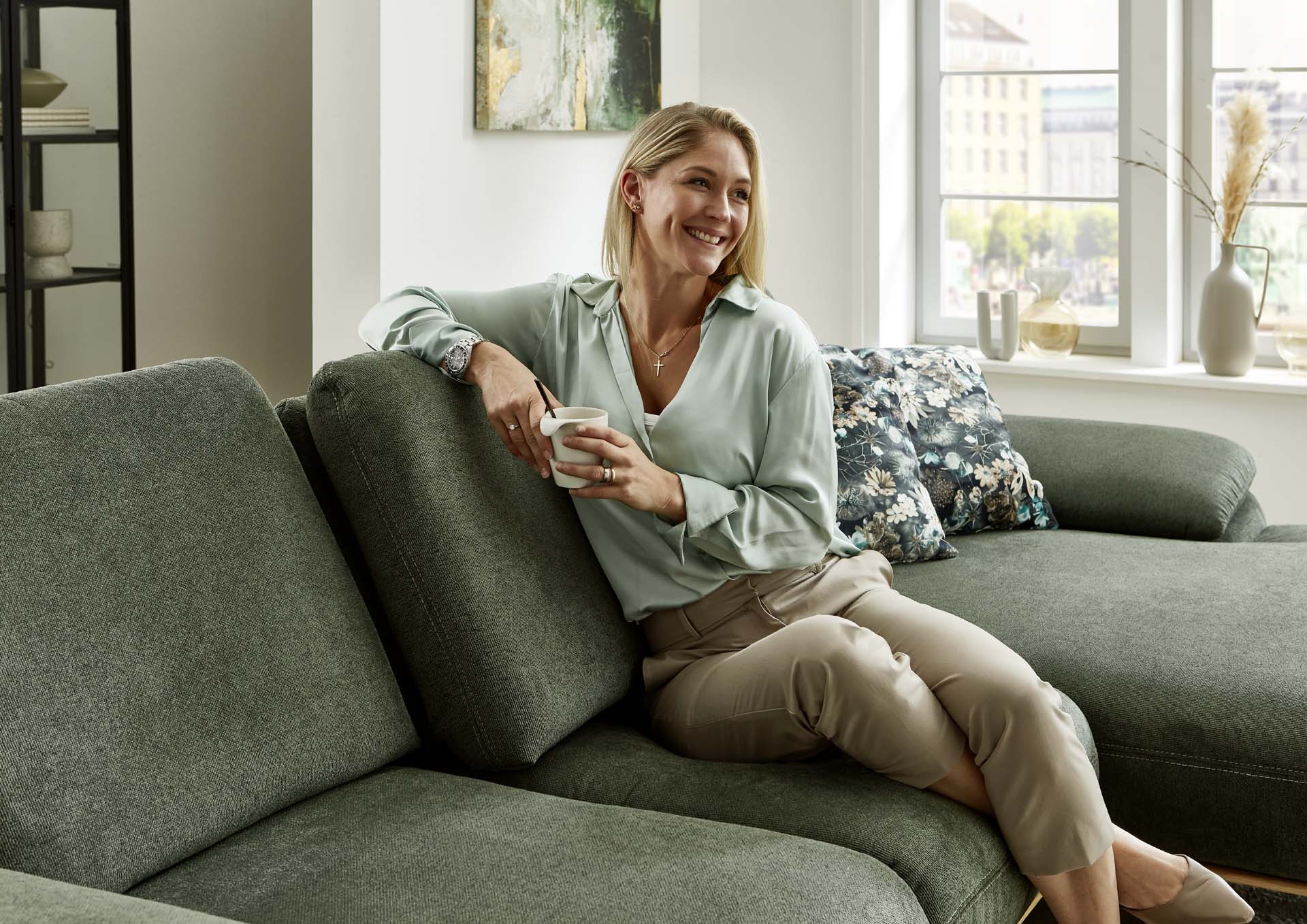 Zehdenick-Magni-Möbelhaus-Wallenhorst-Sofa-Wohnlandschaft-Cyber-moos-1